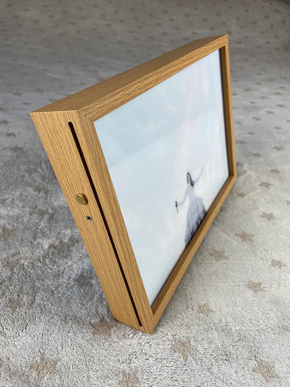 The Eras Illumination Lamp